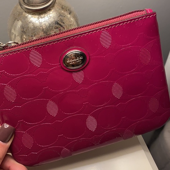 Authentic coach wristlet - Picture 6 of 6